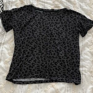 Rene Rofe Black Leopard Print Short Sleeve Tee